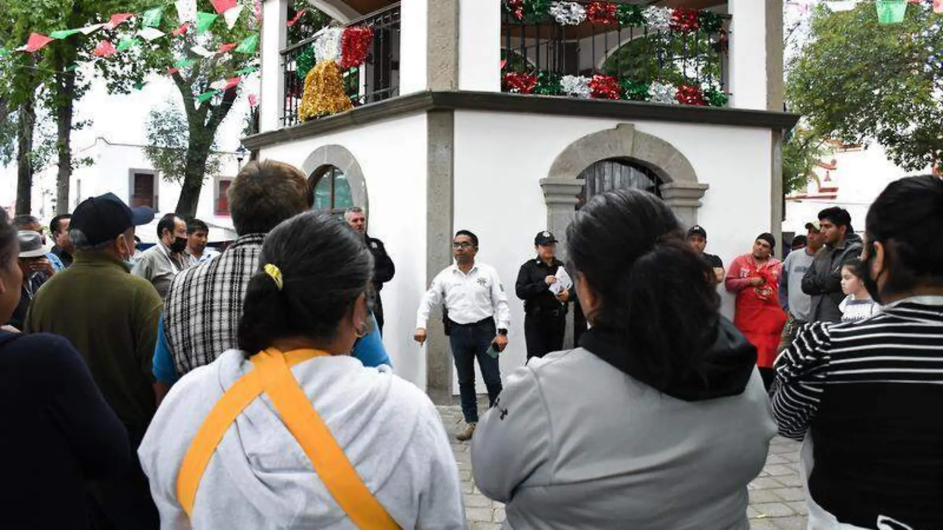 tianguis Apetatitlán 2